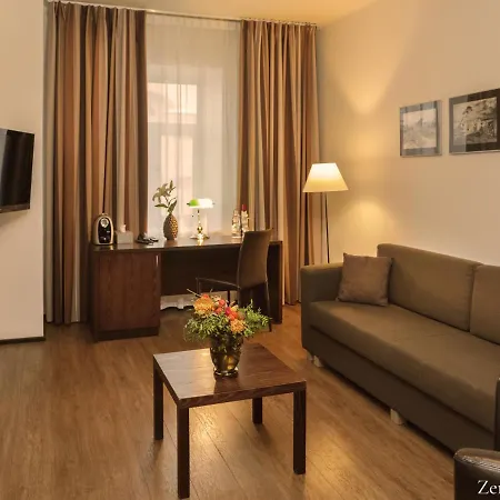 Kreutzwald 4* تالين