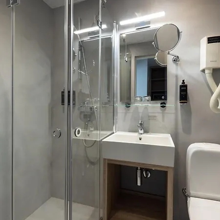 Kreutzwald 4* Таллінн