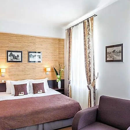 فندق Kreutzwald 4*