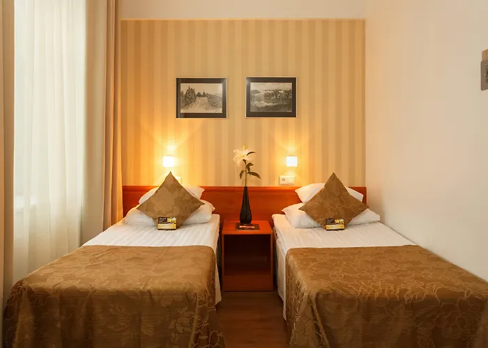 Hotell Kreutzwald 4*