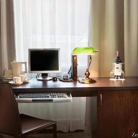 Hotel Kreutzwald 4*