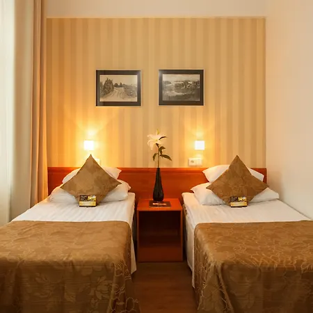 Hotel Kreutzwald 4*