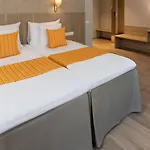 Hotell Kreutzwald 4*