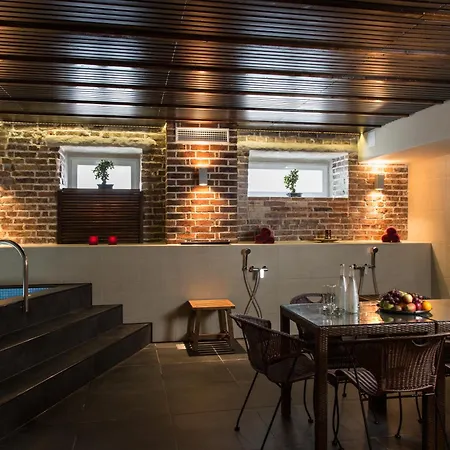 Kreutzwald 4* טאלין